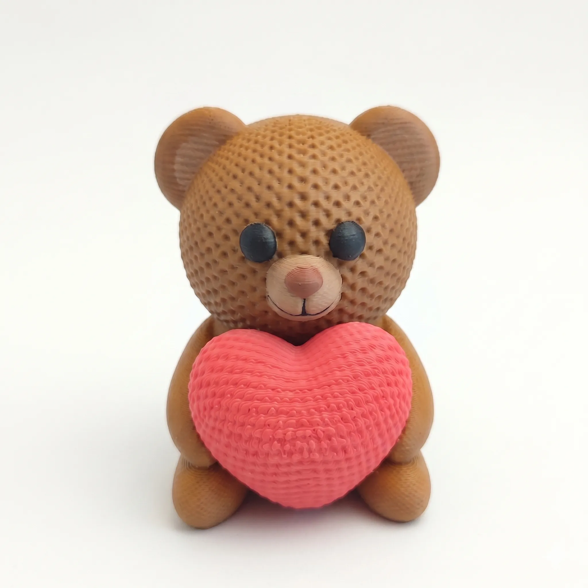 262 - Oso con corazon tejido