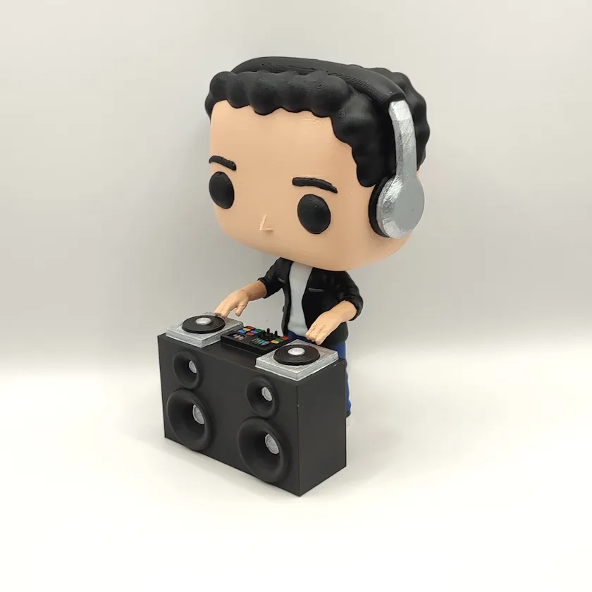 1024 - Funko DJ