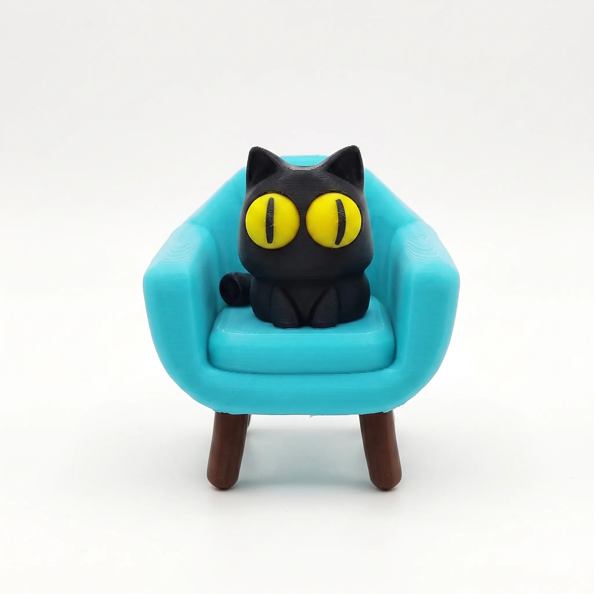 1472 - Gato en Sillon